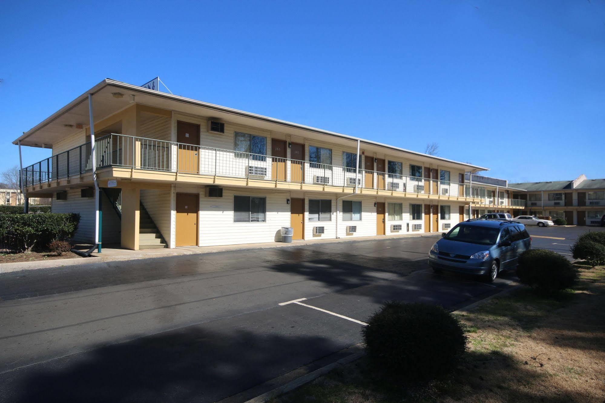 Royal Inn And Suites Charlotte Airport Exterior foto